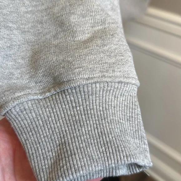 Zara into the classics size medium in GRAY MARL RIB SWEATSHIRT LIMITED EDITION - Picture 6 of 8